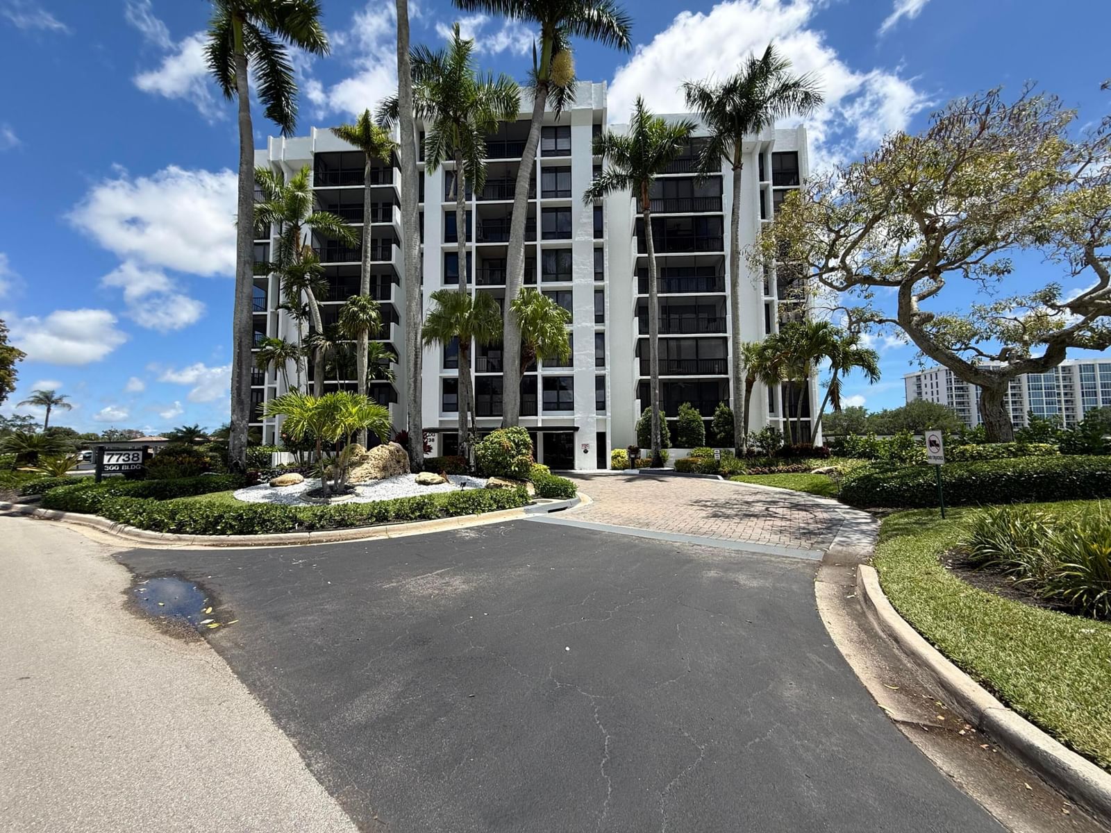 7738 Lakeside Boulevard #373, Boca Raton, FL 33434 photo 2