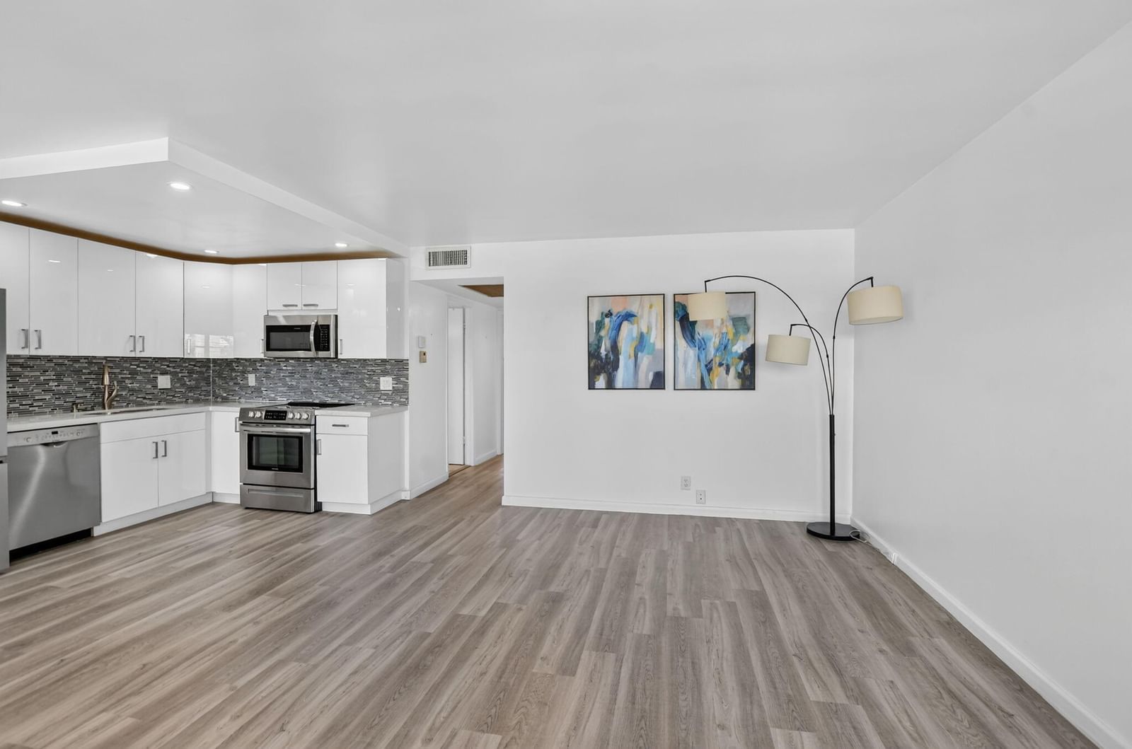 4025 Guildford #B - 4025, Boca Raton, FL 33434 photo 5