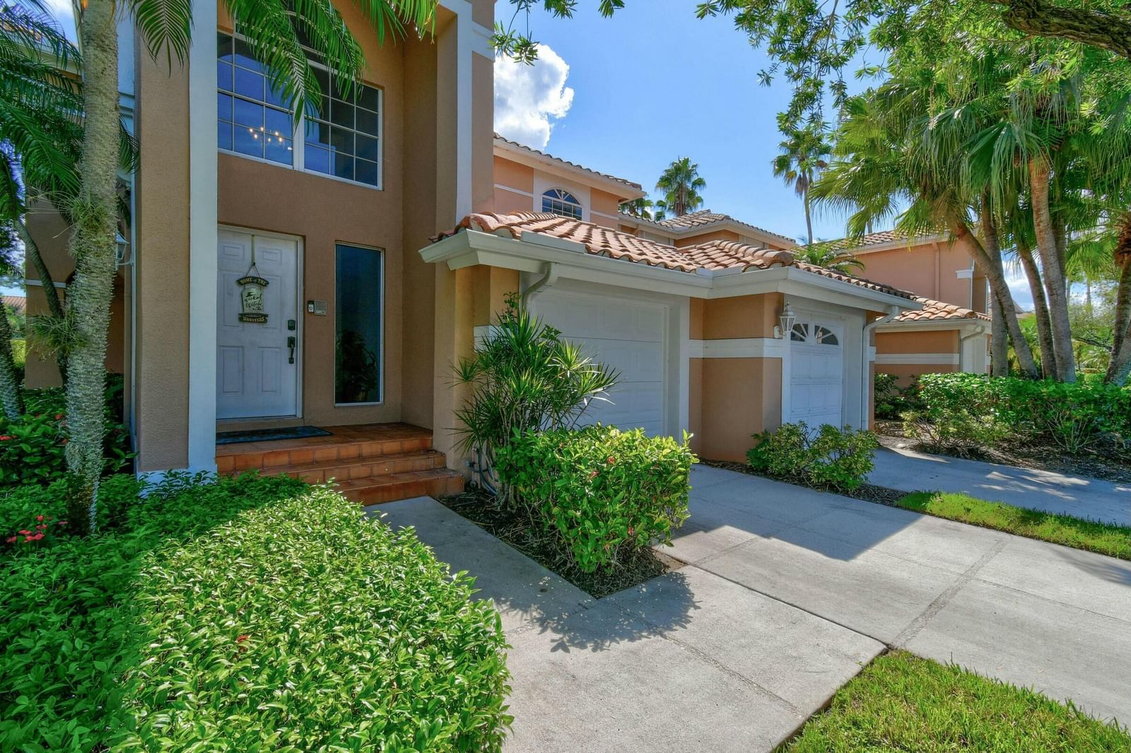 252 Legendary Circle, Palm Beach Gardens, FL 33418 photo 2