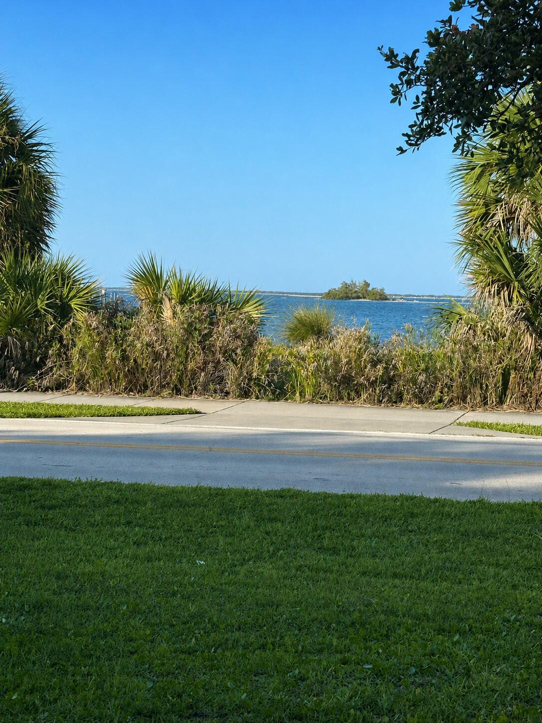 1026 INDIAN RIVER Drive, Sebastian, FL photo 5