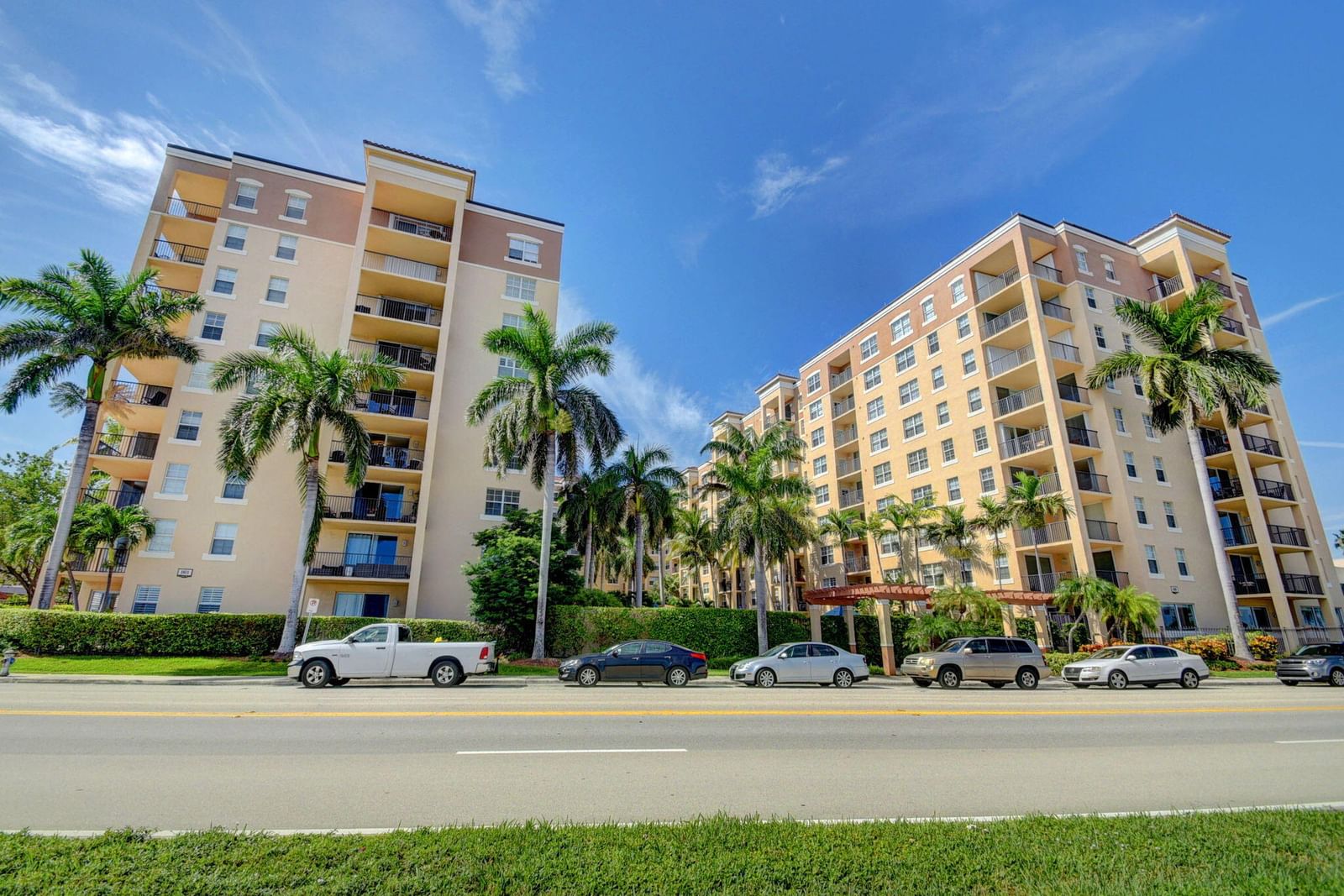 1801 N FLAGLER Drive #727, West Palm Beach, FL 33407 photo 2