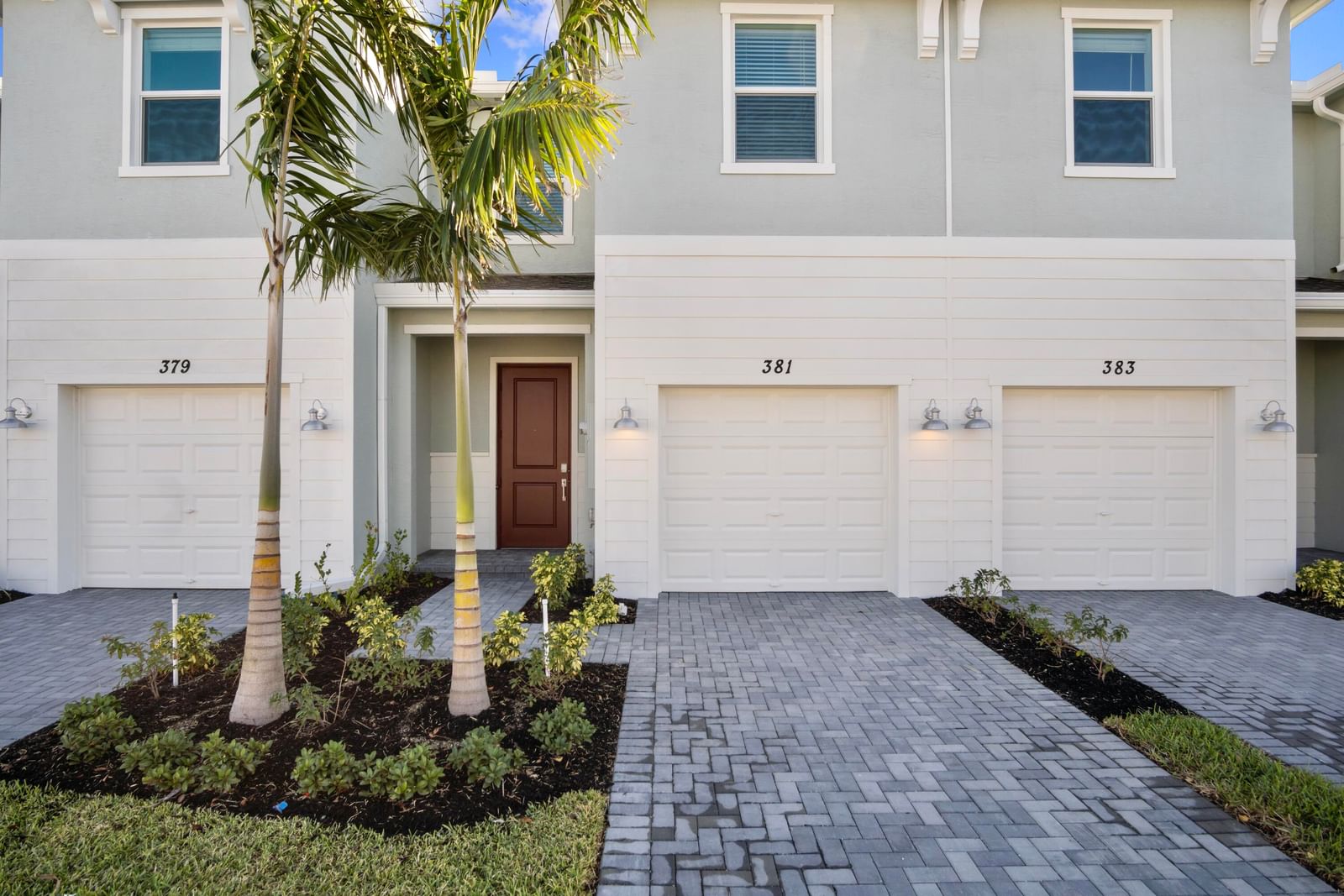 381 SE CROSSOAK Lane, Port St Lucie, FL 34984 photo 5