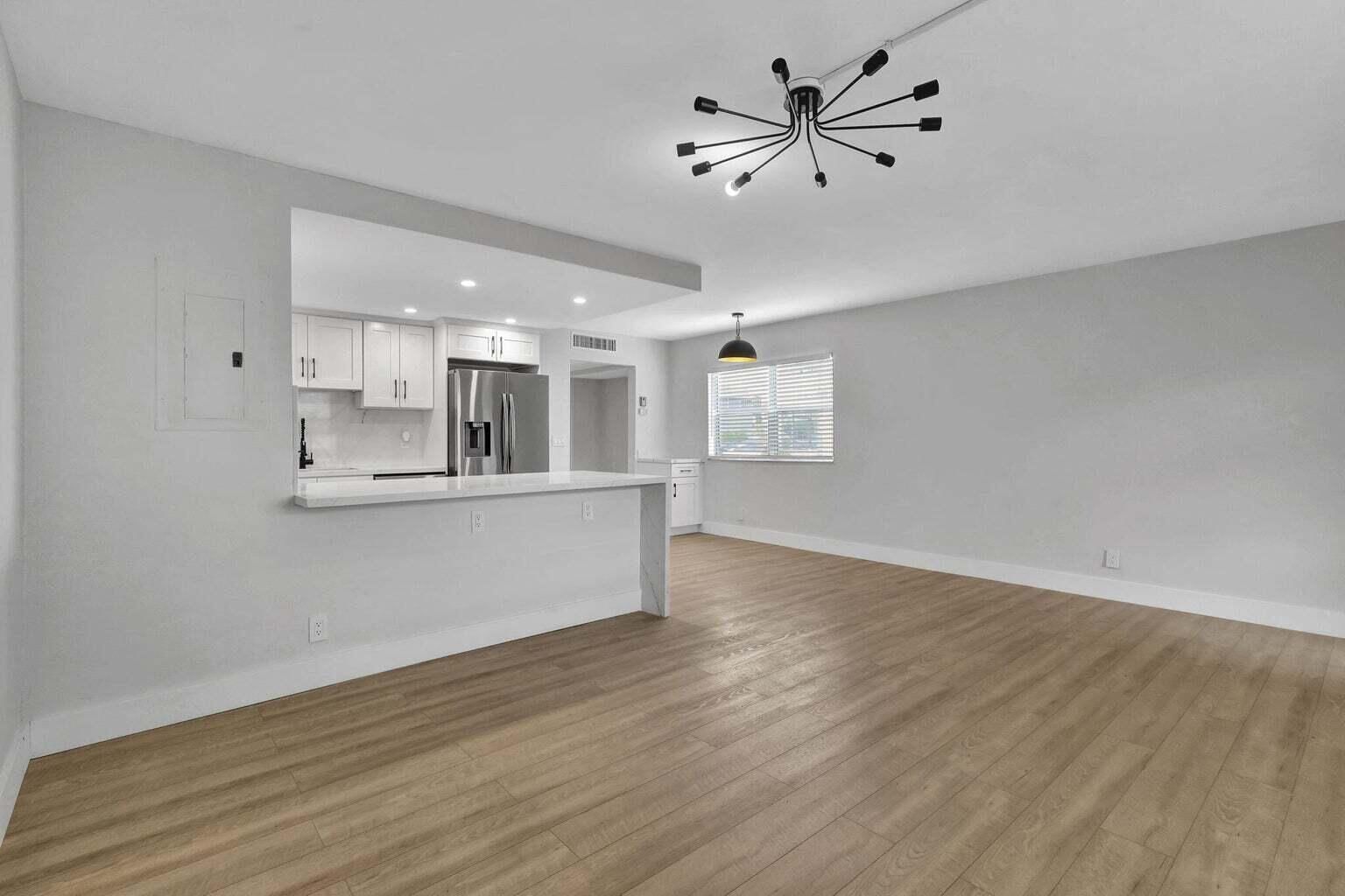 114 Brittany C, Delray Beach, FL 33446 photo 5
