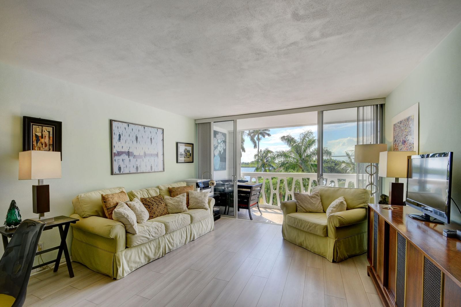 2505 S Ocean Boulevard #403, Palm Beach, FL 33480 photo 4