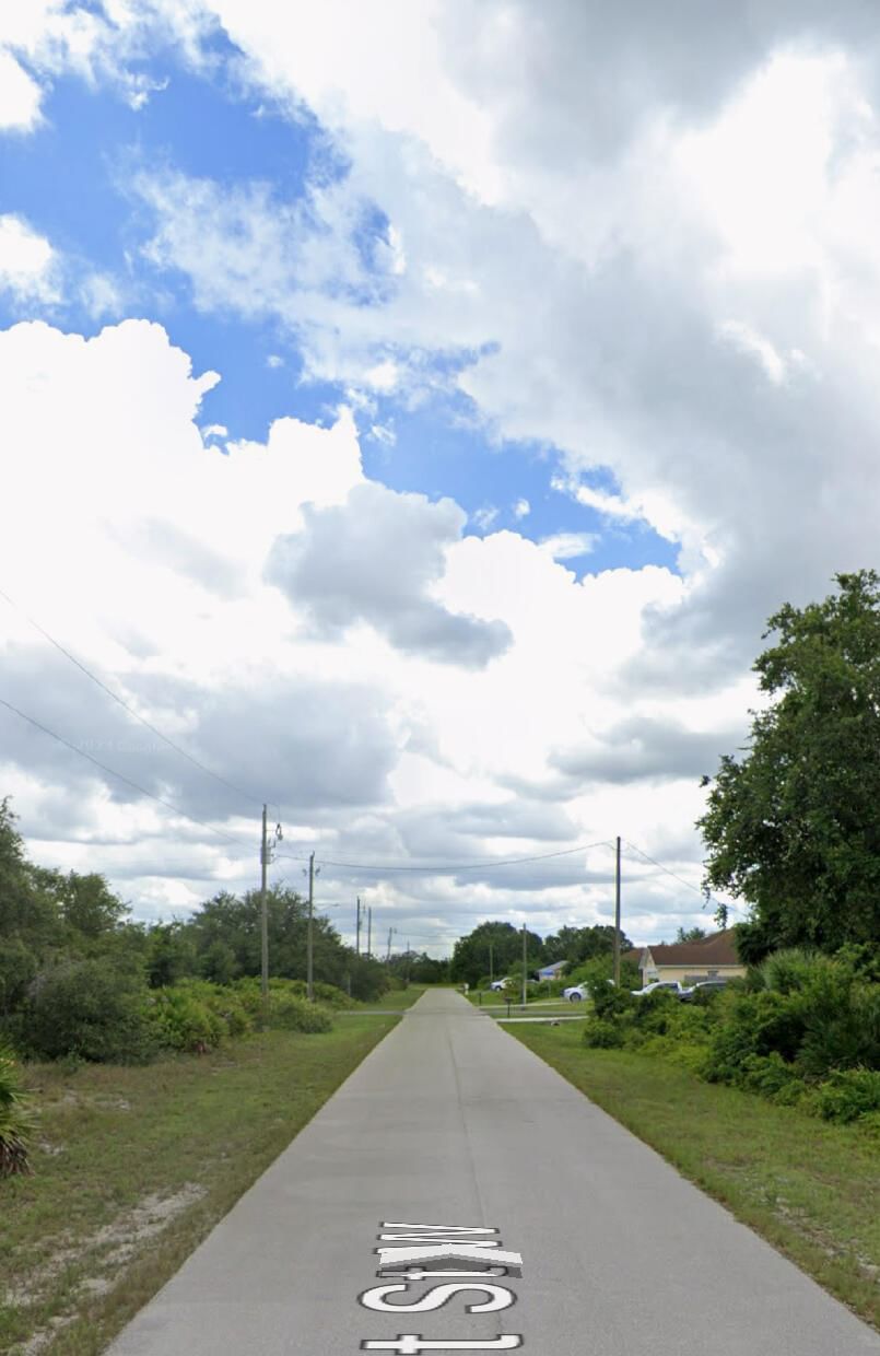 2519 71ST Street W, Lehigh Acres, FL 33971 photo 2