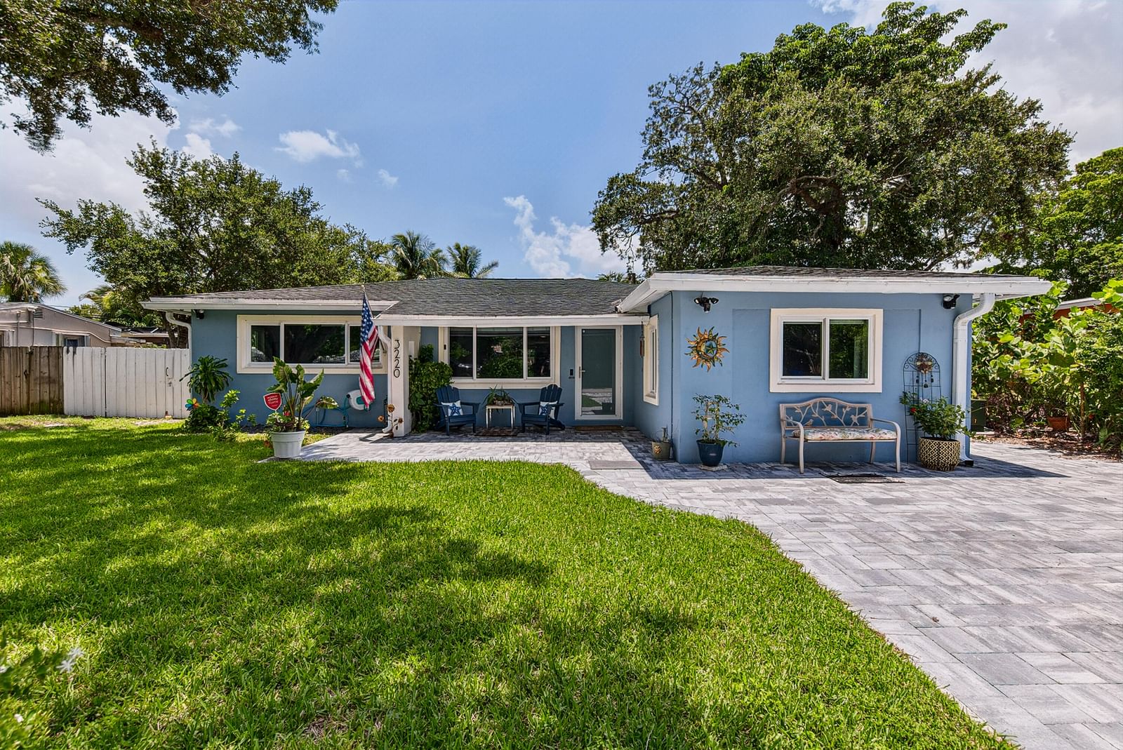 3220 SW 16TH Court, Fort Lauderdale, FL 33312 photo 2