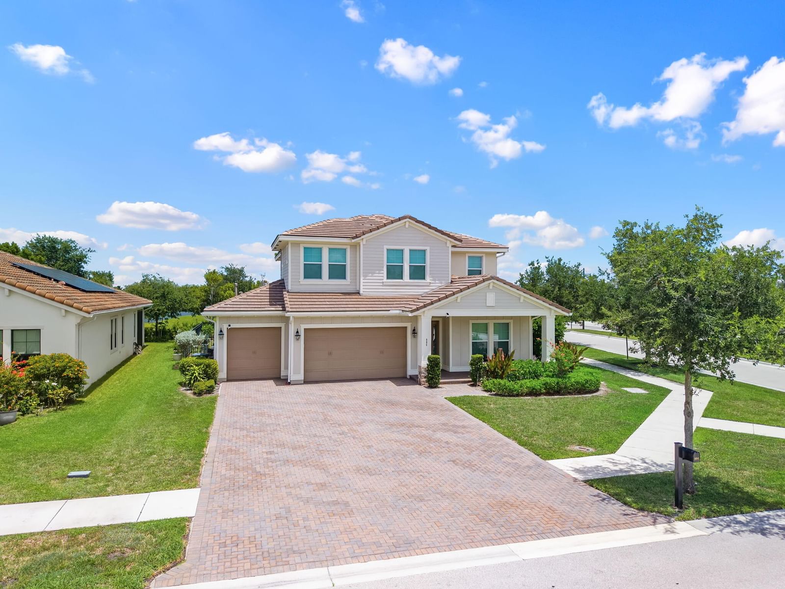 984 Sterling Pine Place, Loxahatchee, FL 33470 photo 2
