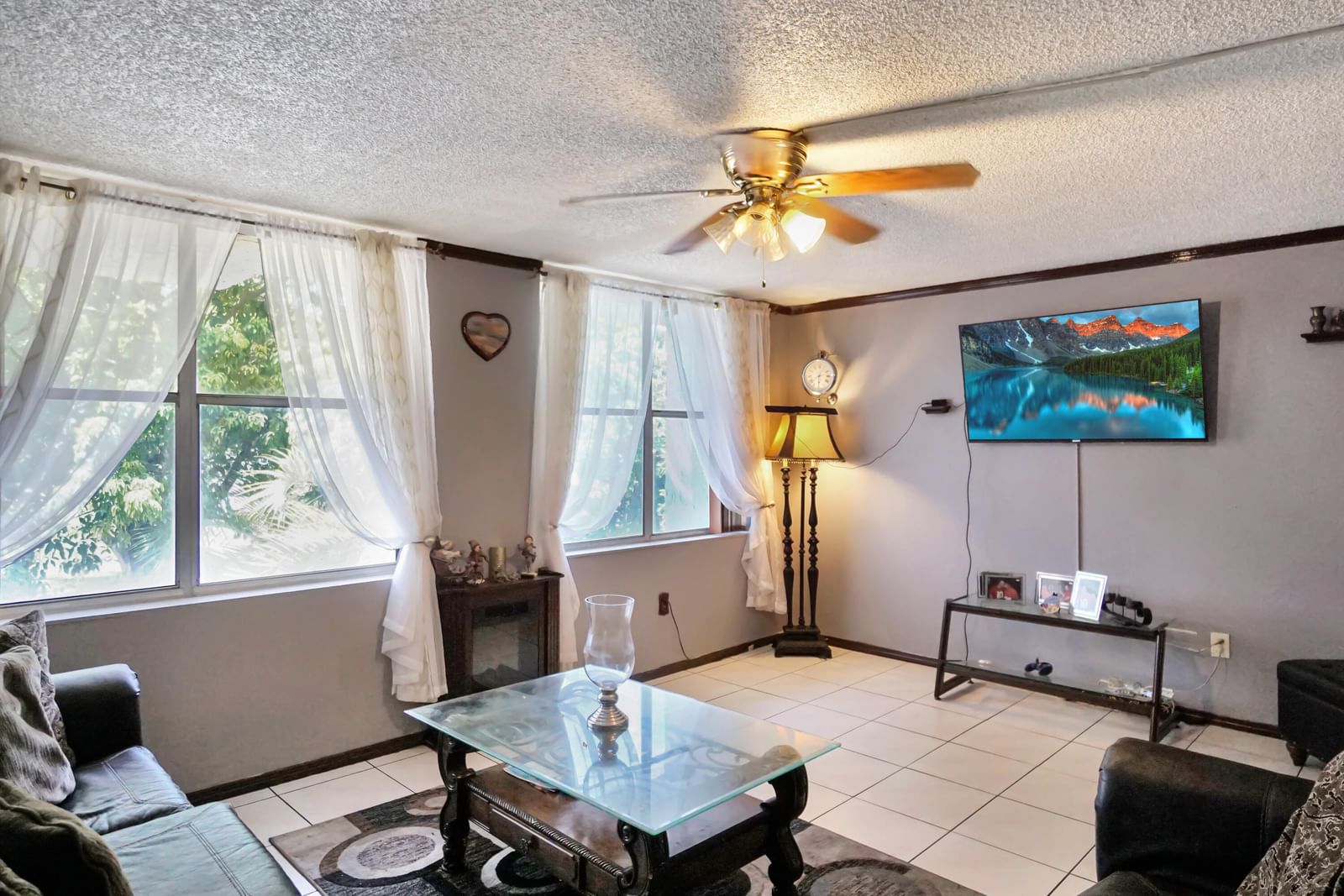 1067 W 43rd Place #68, Hialeah, FL 33012 photo 5