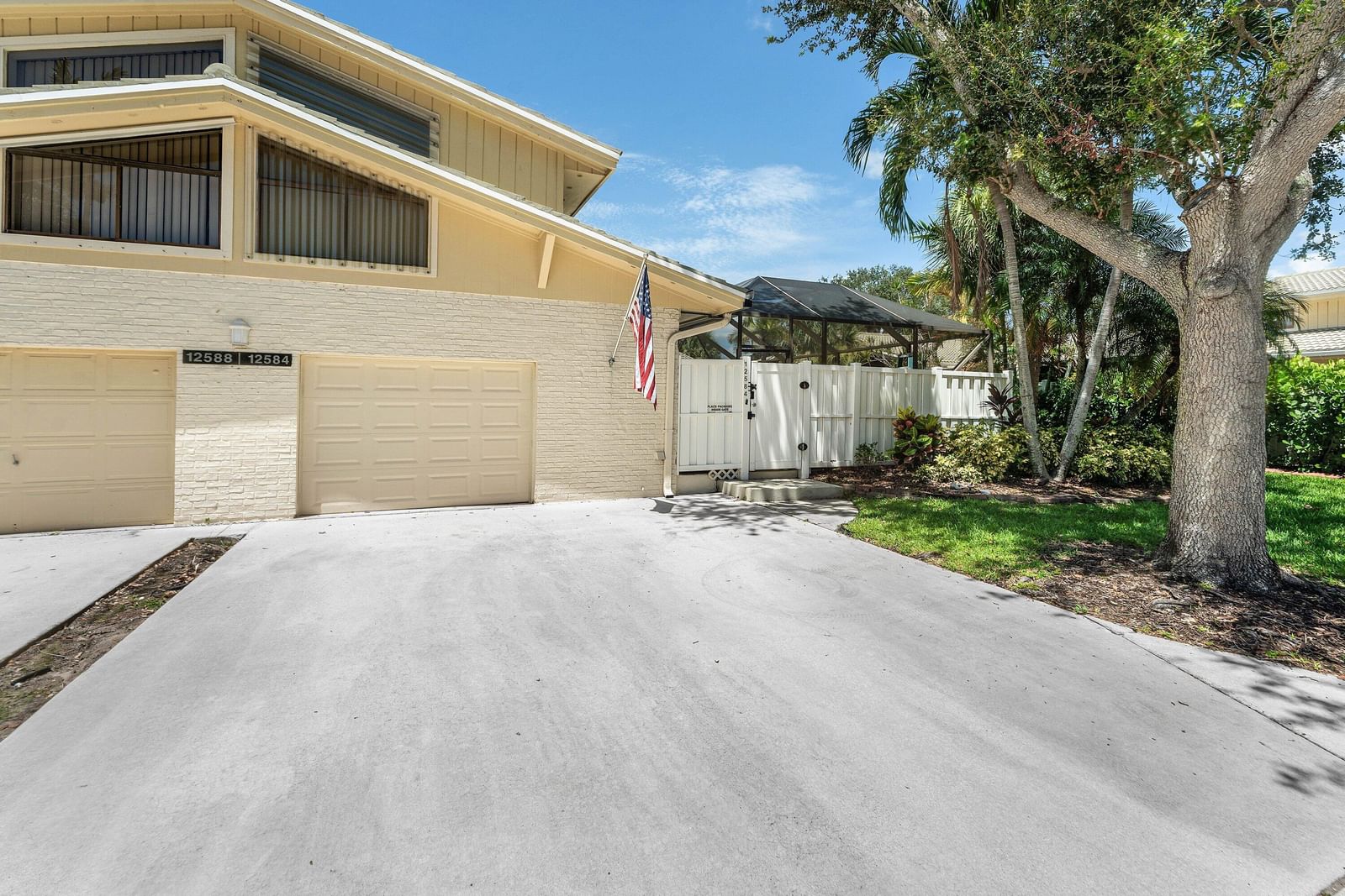 12584 WOODMILL Drive, Palm Beach Gardens, FL 33418 photo 2