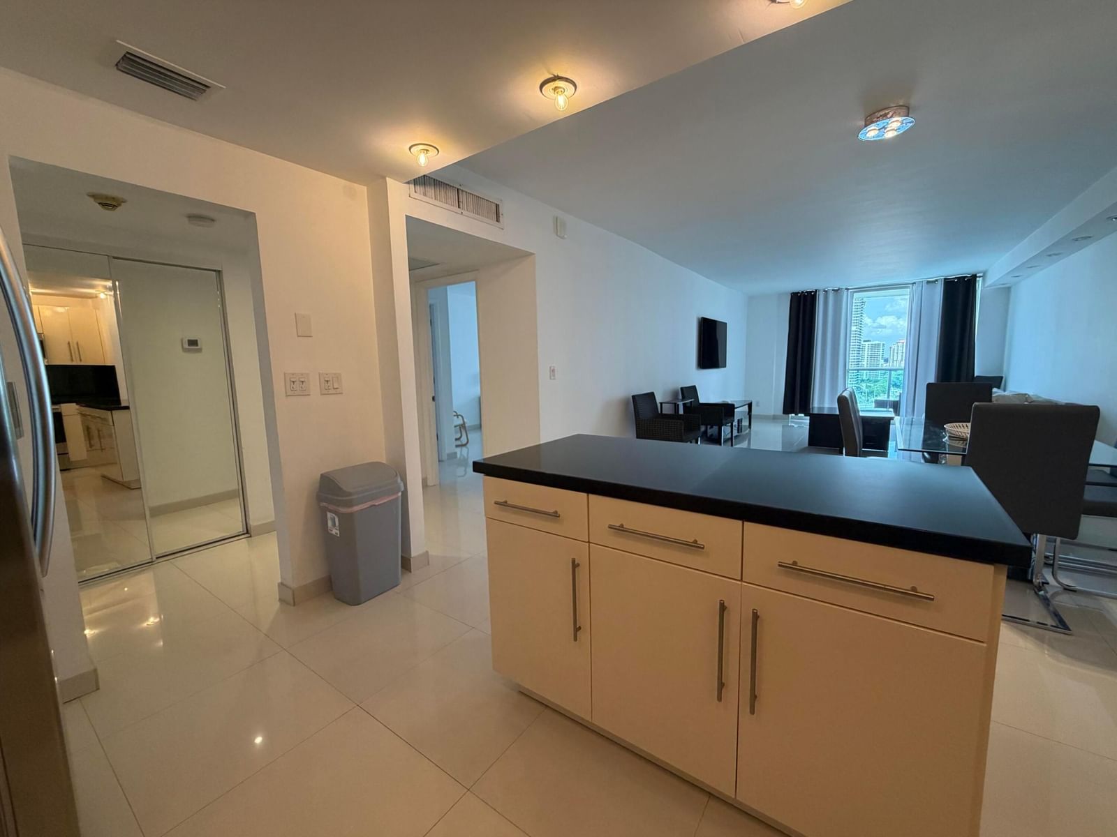 19390 COLLINS Avenue #1603, Sunny Isles Beach, FL 33160 photo 5