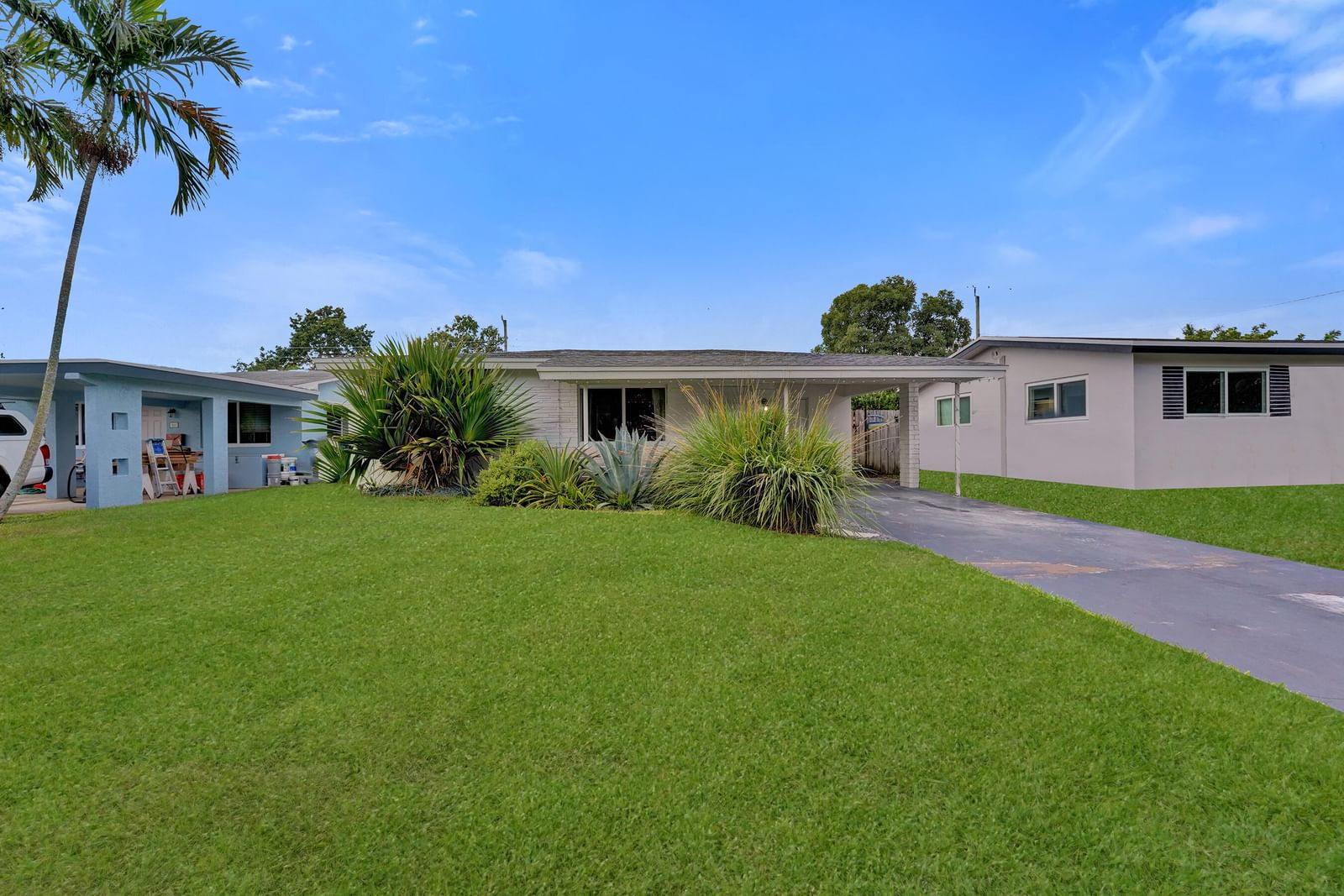 180 NW 48th Court, Oakland Park, FL 33309 photo 2