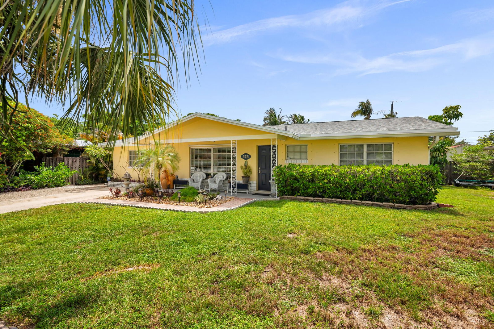 414 Pittsburgh Drive, Jupiter, FL 33458 photo 2
