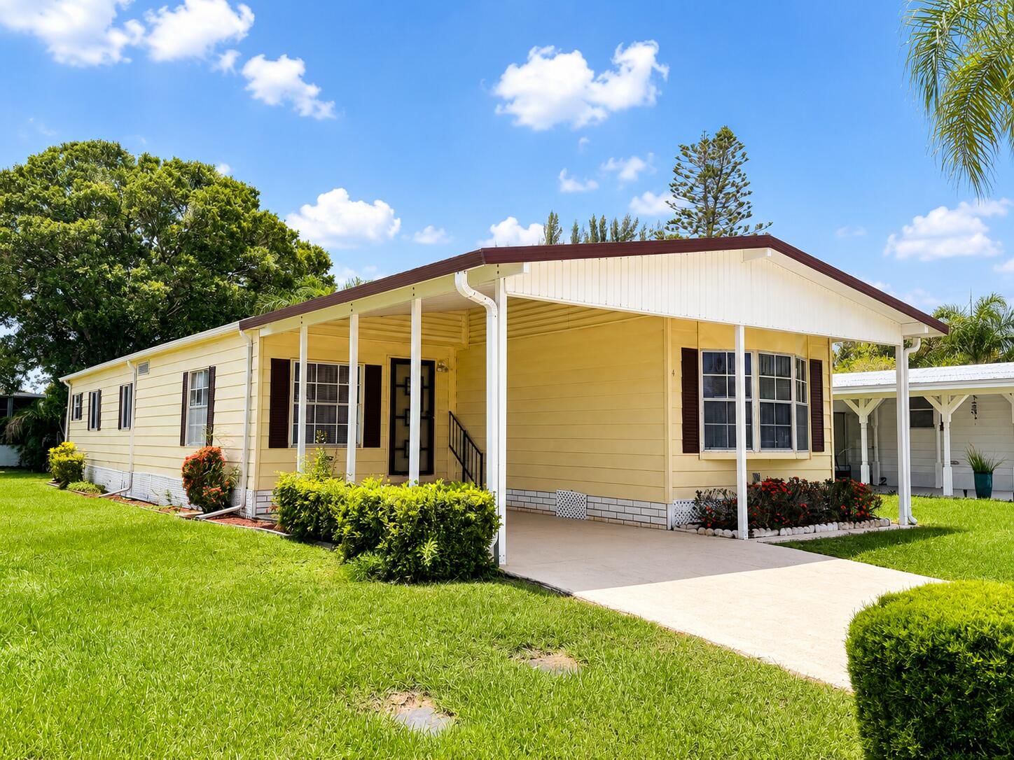 4 Del Sol, Port St Lucie, FL 34952 photo 2