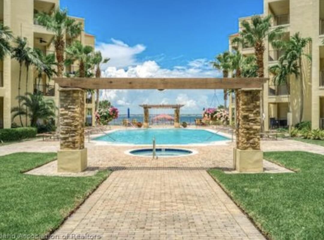 2351 Lakeview Drive #209, Sebring, FL 33870 photo 2