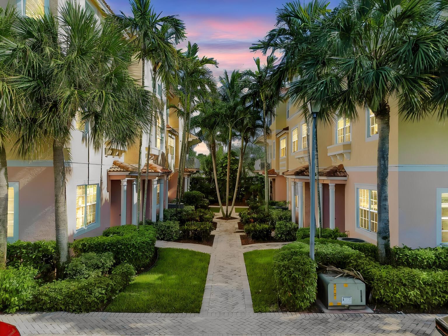 131 Harbors Way, Boynton Beach, FL 33435 photo 2