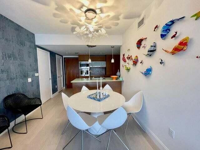 5875 COLLINS Avenue #1606, Miami Beach, FL 33140 photo 4