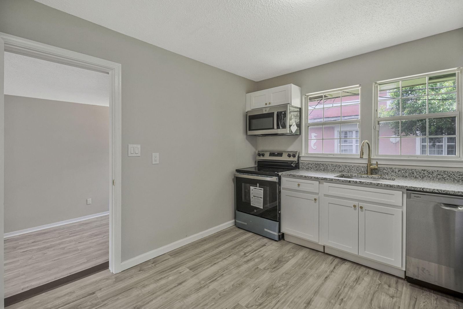 3031 W Jackson Street, Pensacola, FL 32505 photo 5