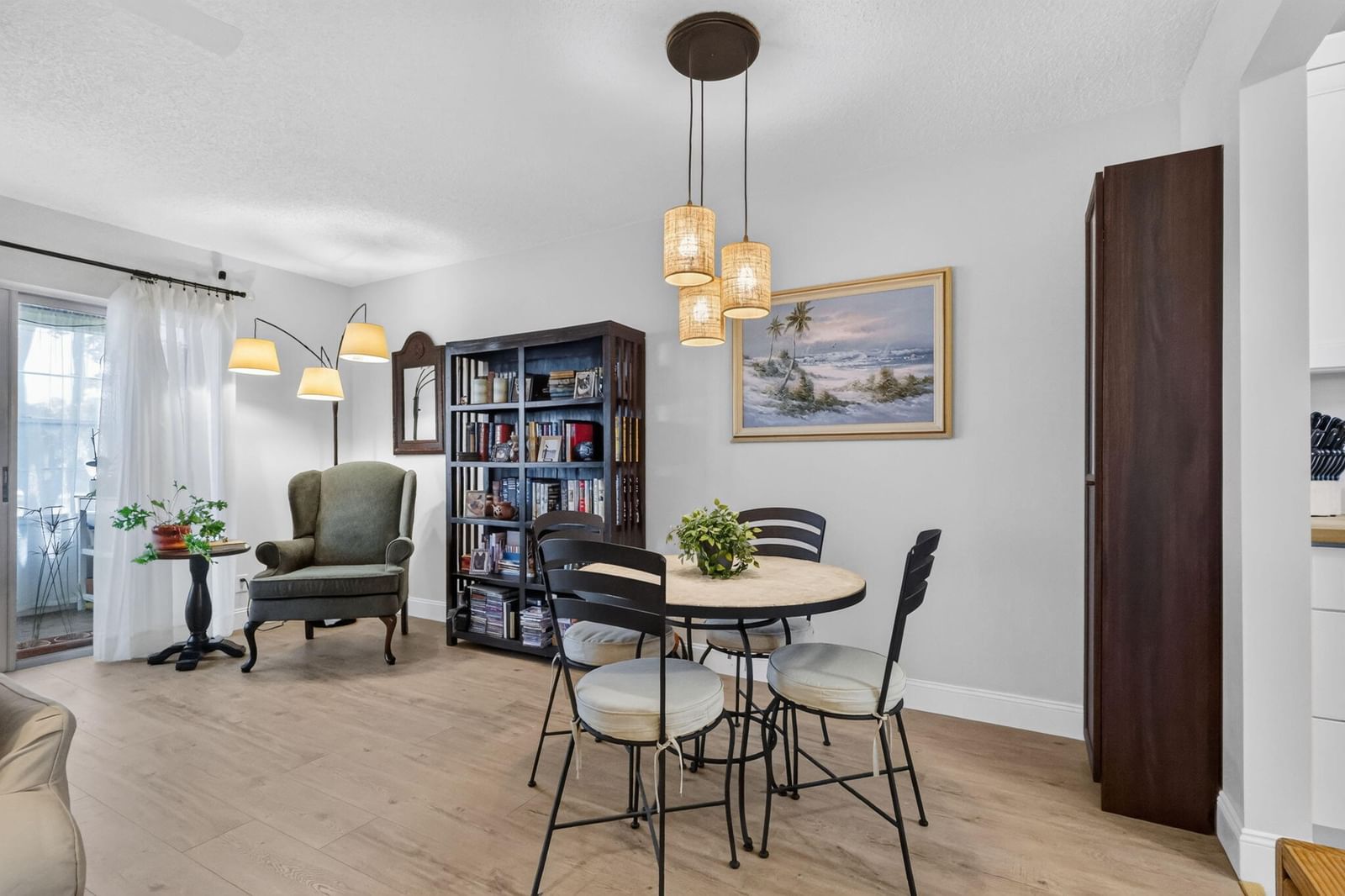 709 Lori Drive #211, Palm Springs, FL 33461 photo 2