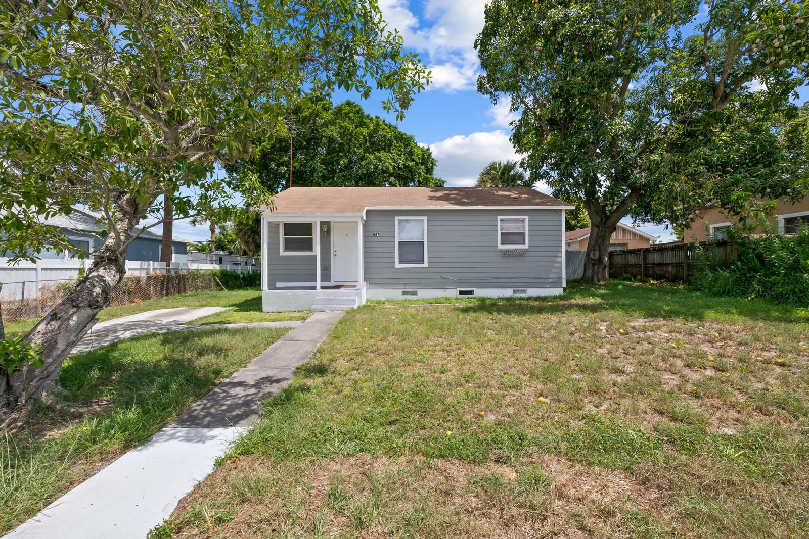 947 43RD Street, West Palm Beach, FL 33407 photo 2