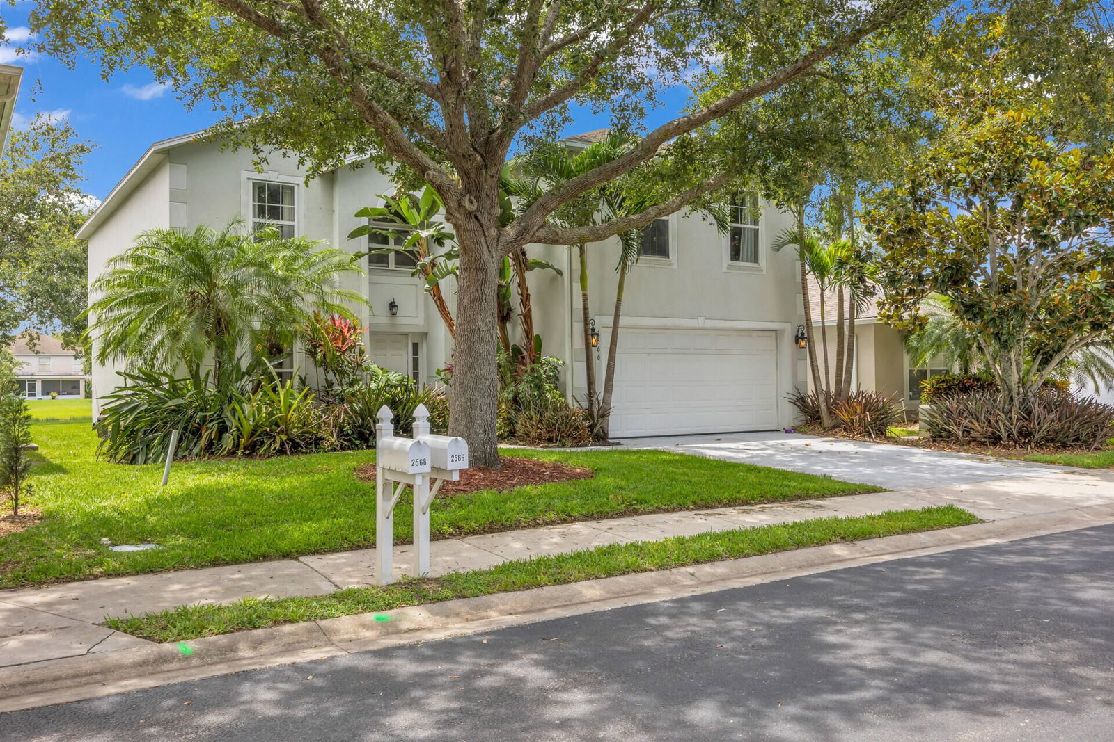 2566 12TH Square SW, Vero Beach, FL 32968 photo 2