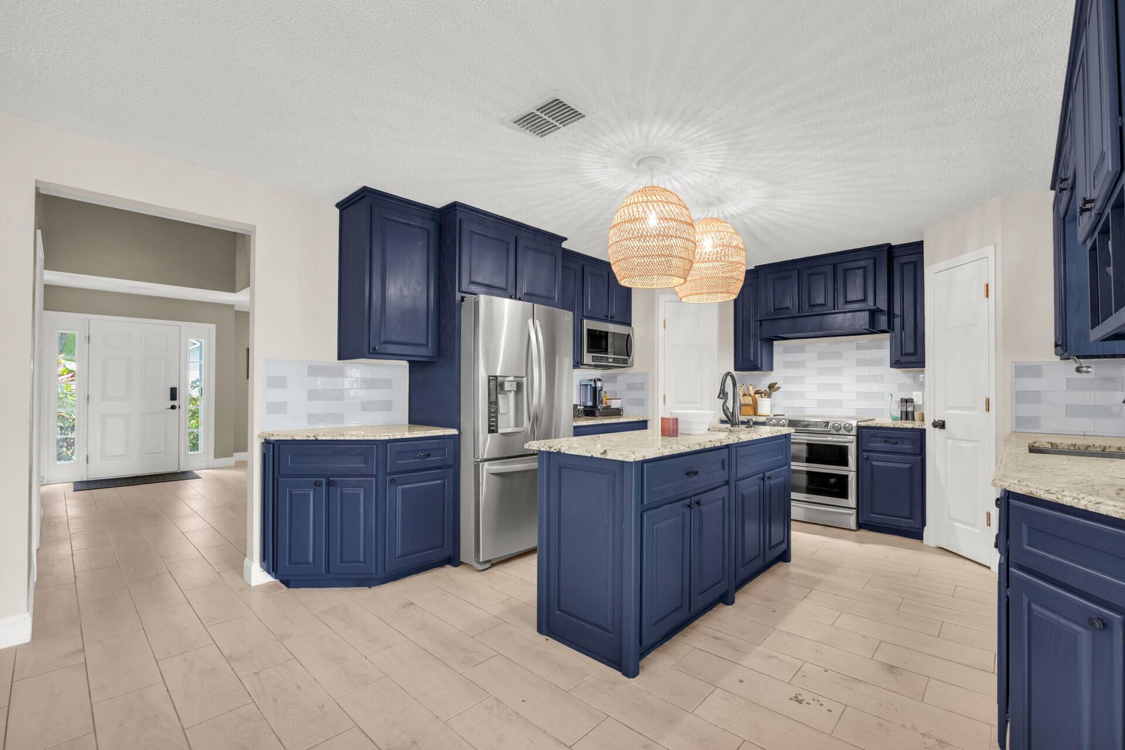 2566 12TH Square SW, Vero Beach, FL 32968 photo 5