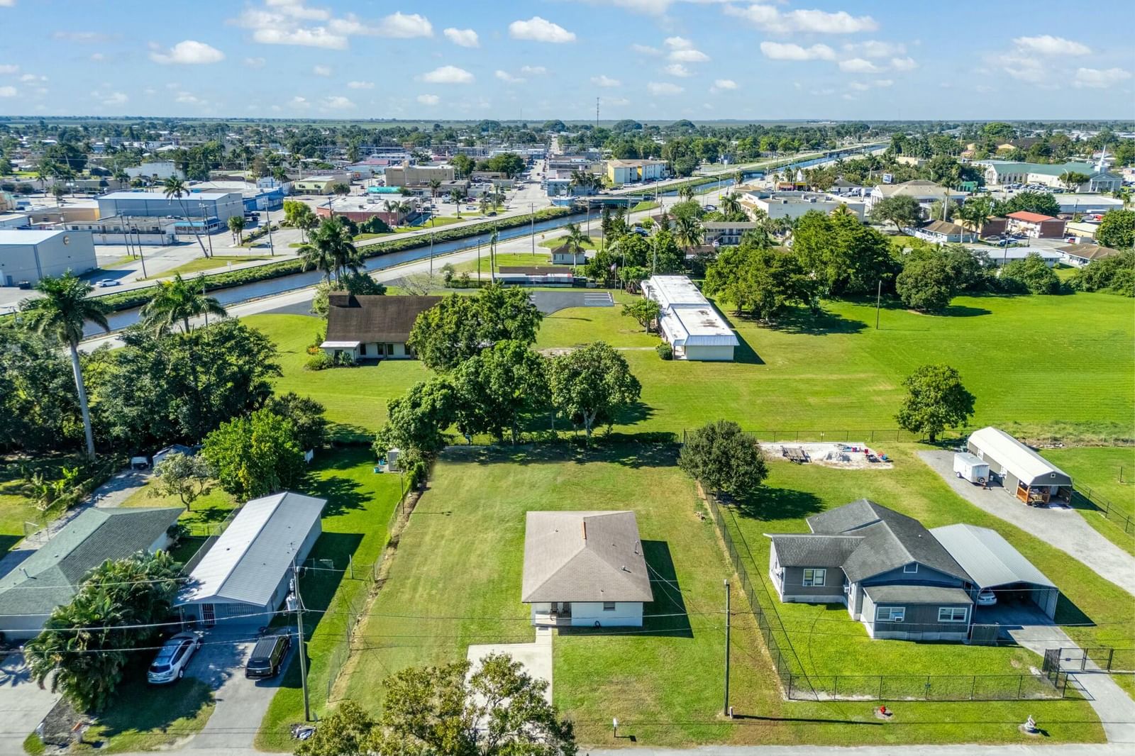 116 SE 3RD Street N, Belle Glade, FL 33430 photo 5