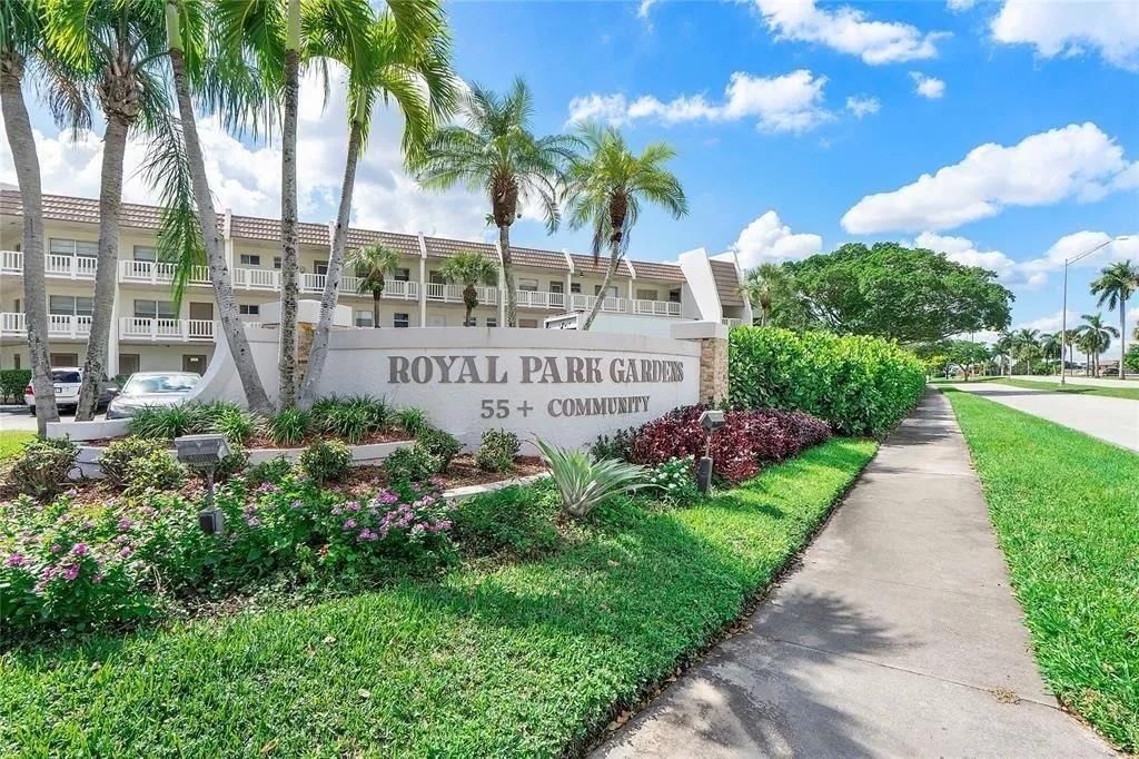 6700 ROYAL PALM Boulevard #203D, Margate, FL 33063 photo 2