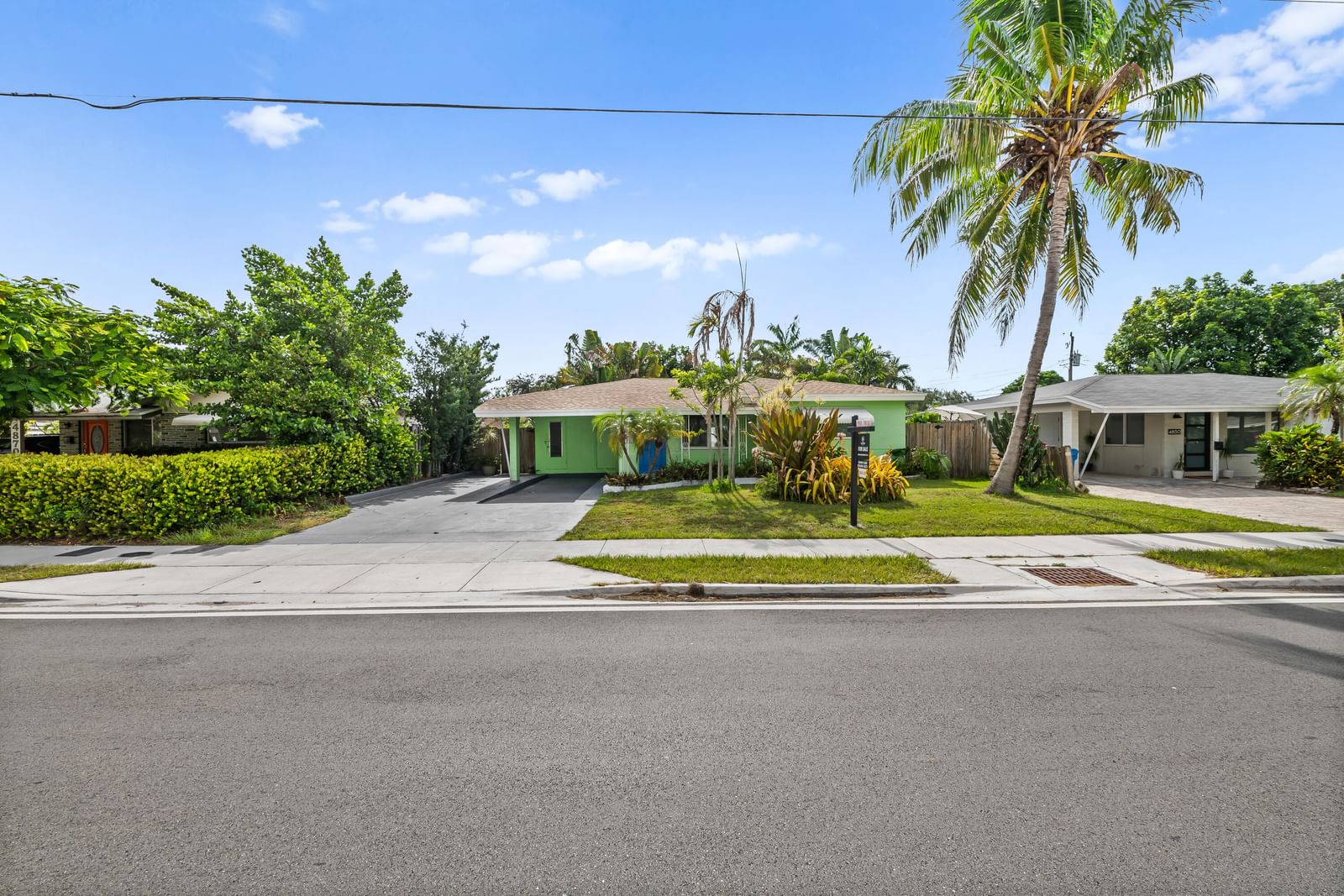 400 NW 52ND Court, Oakland Park, FL 33309 photo 2