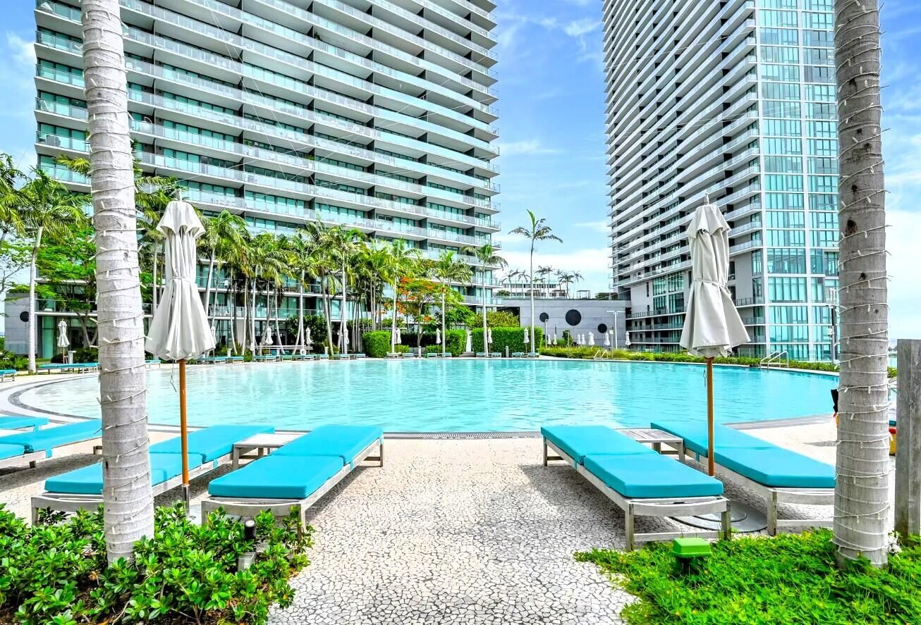 480 NE 31st Street #906, Miami, FL 33137 photo 2