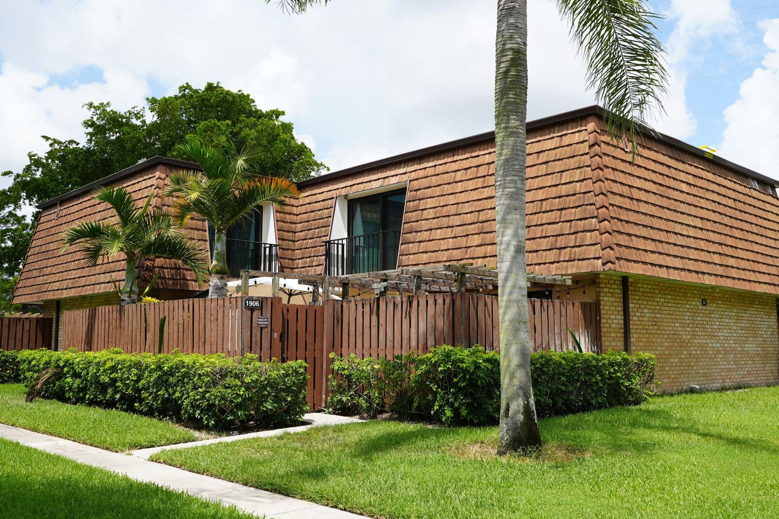1905 19th Lane, Greenacres, FL 33463 photo 2