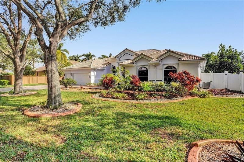 2030 SW 62nd Avenue, Plantation, FL 33317 photo 4