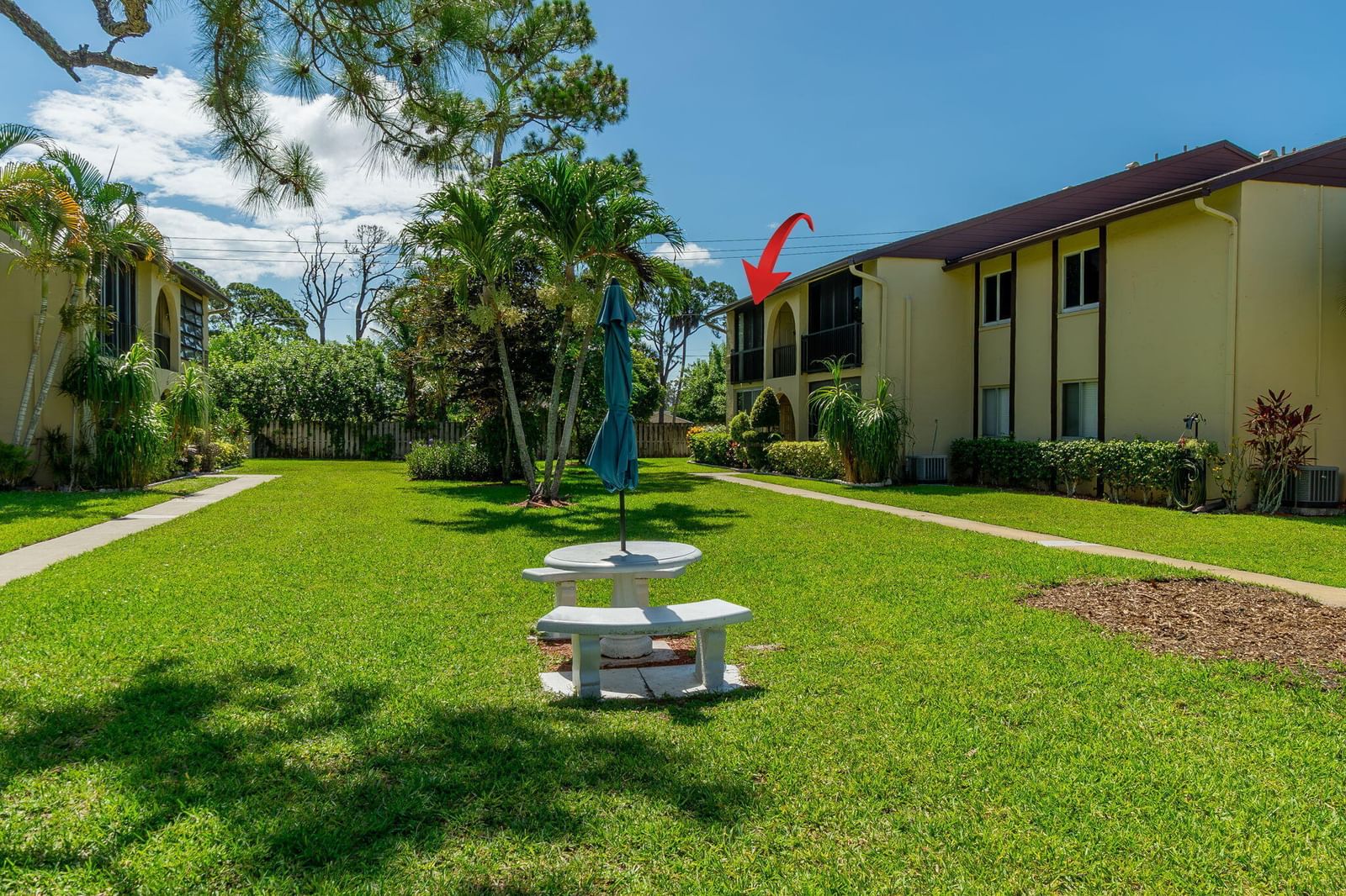 318 Pine Ridge Circle #C-2, Greenacres, FL 33463 photo 4