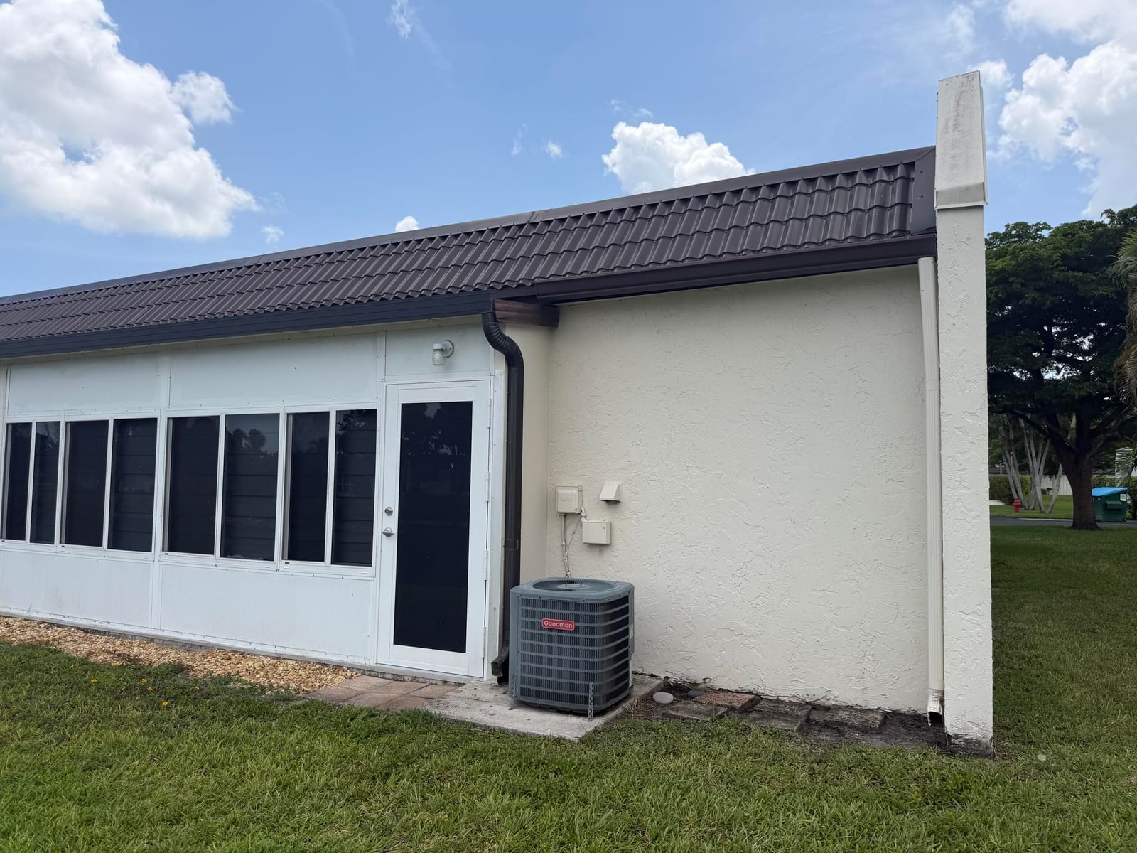 127 LAKE REBECCA Drive, West Palm Beach, FL 33411 photo 4