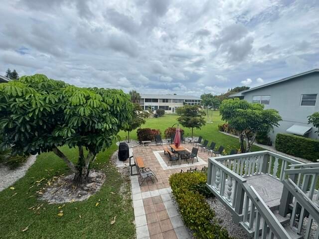 39 DORCHESTER B #39, West Palm Beach, FL 33417 photo 2