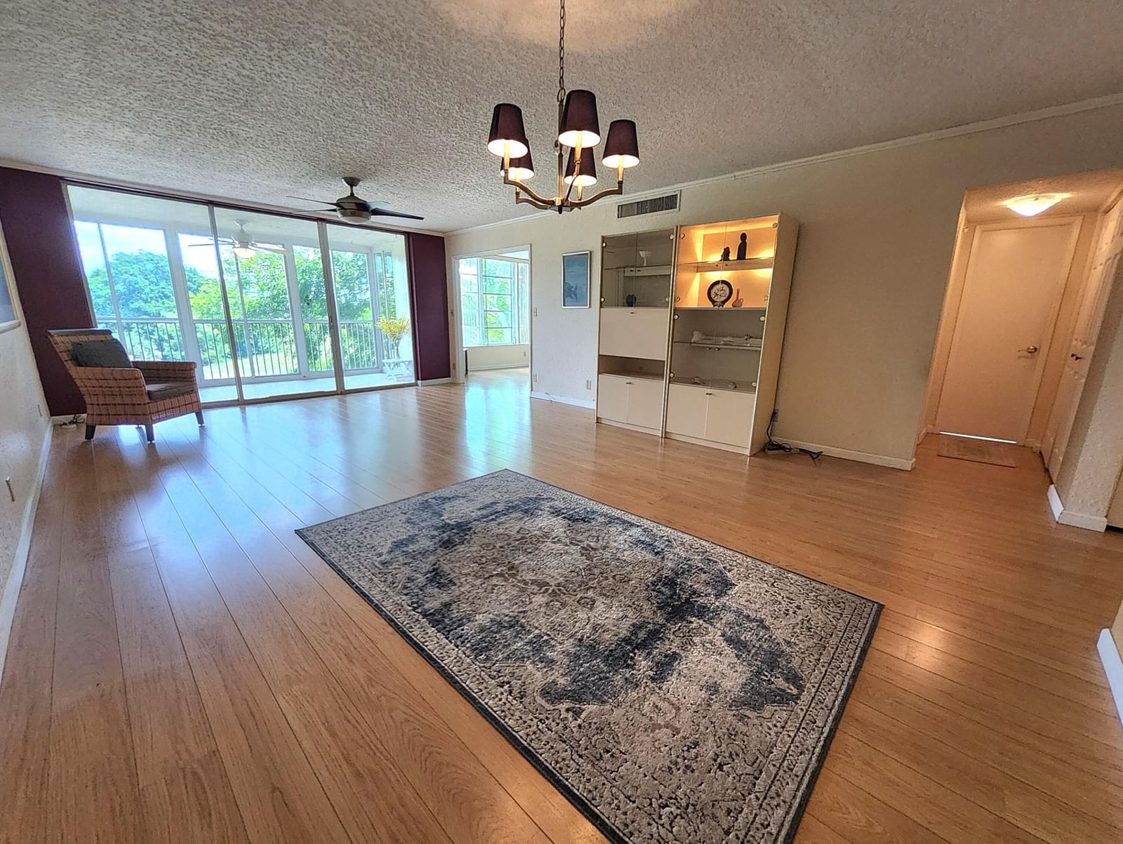 3151 S PALM AIRE Drive #301, Pompano Beach, FL 33069 photo 4