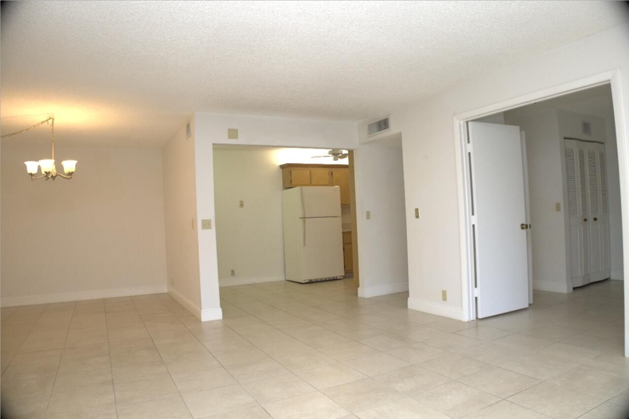 815 Sky Pine Way #D2, Greenacres, FL 33415 photo 5