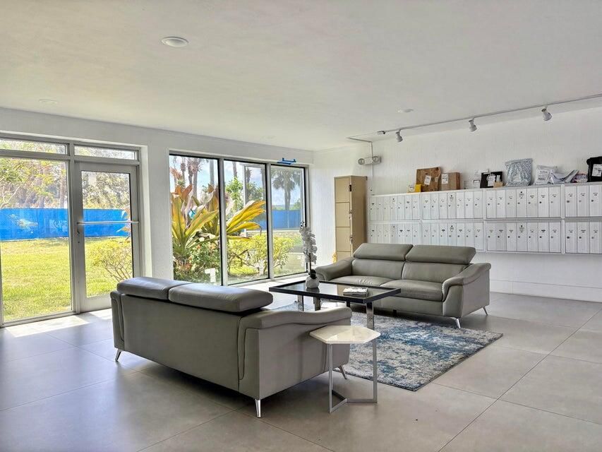 5700 NW 2nd Avenue #202, Boca Raton, FL 33487 photo 2