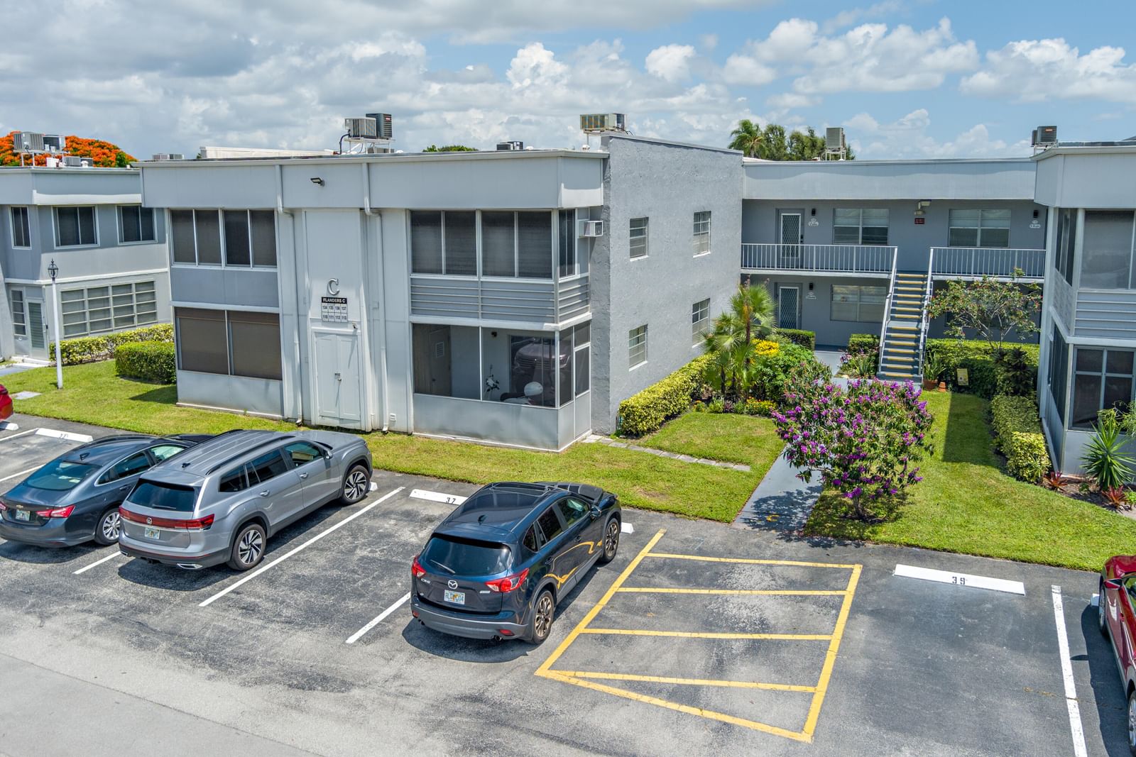 136 Flanders C, Delray Beach, FL 33484 photo 2