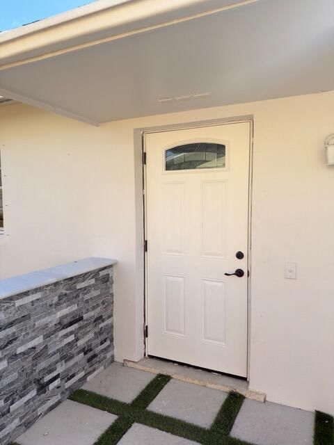 364 Garden Boulevard, Palm Beach Gardens, FL 33410 photo 5