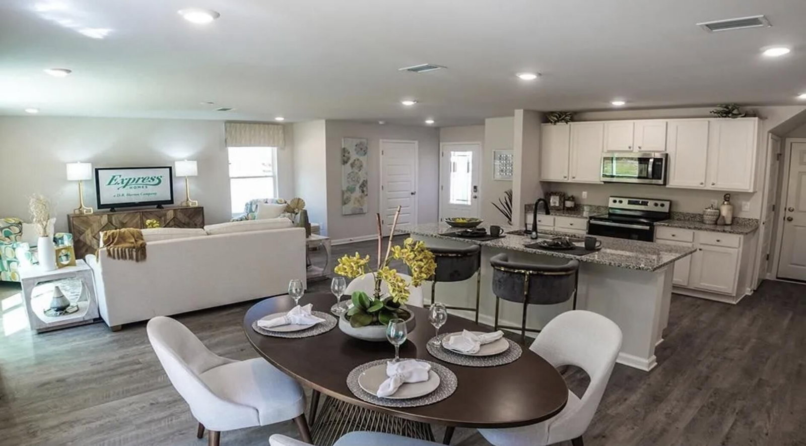 3999 Cottage Farm Road, Tallahassee, FL 32311 photo 2