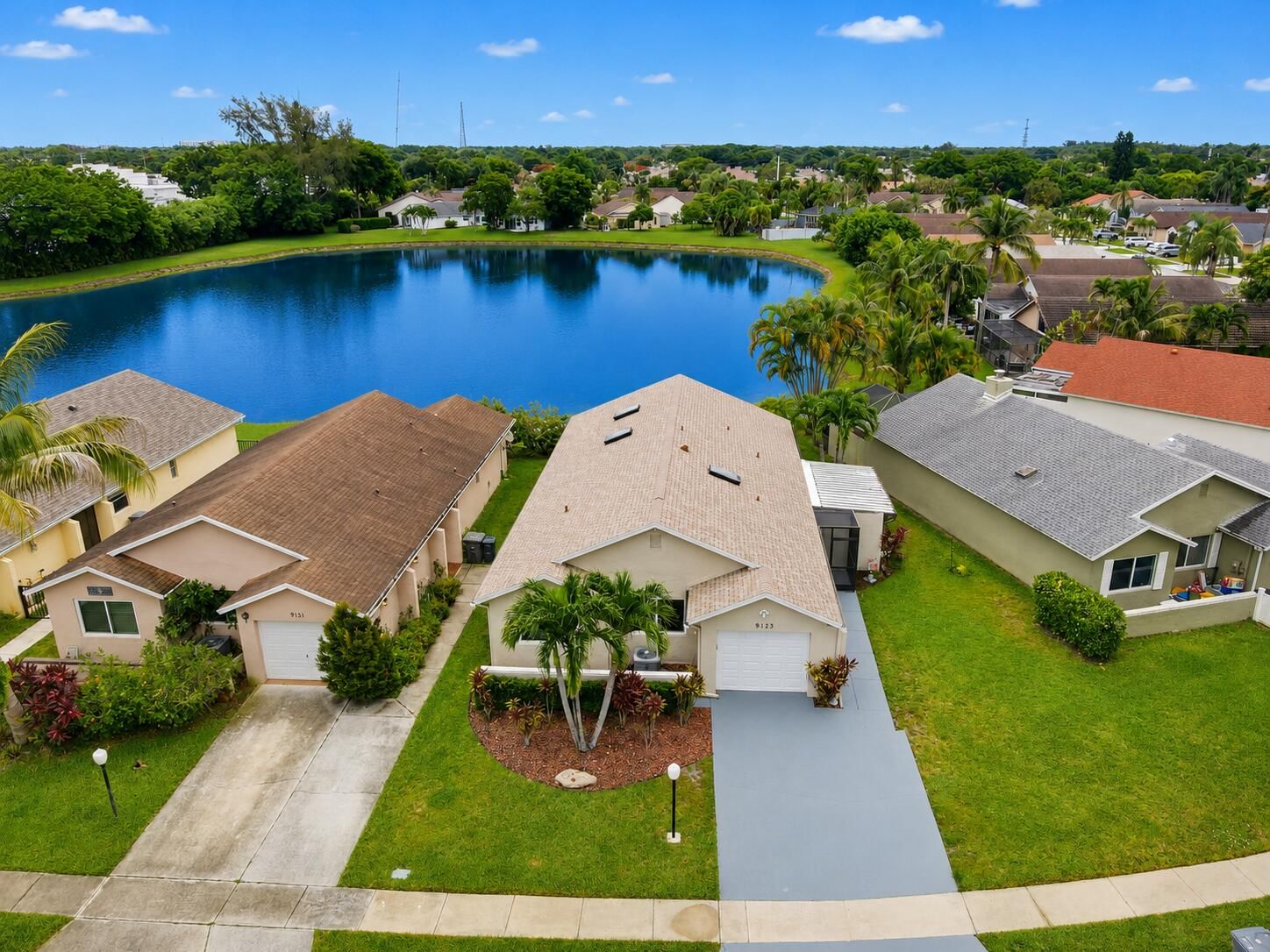 9123 PINE SPRINGS Drive, Boca Raton, FL 33428 photo 2