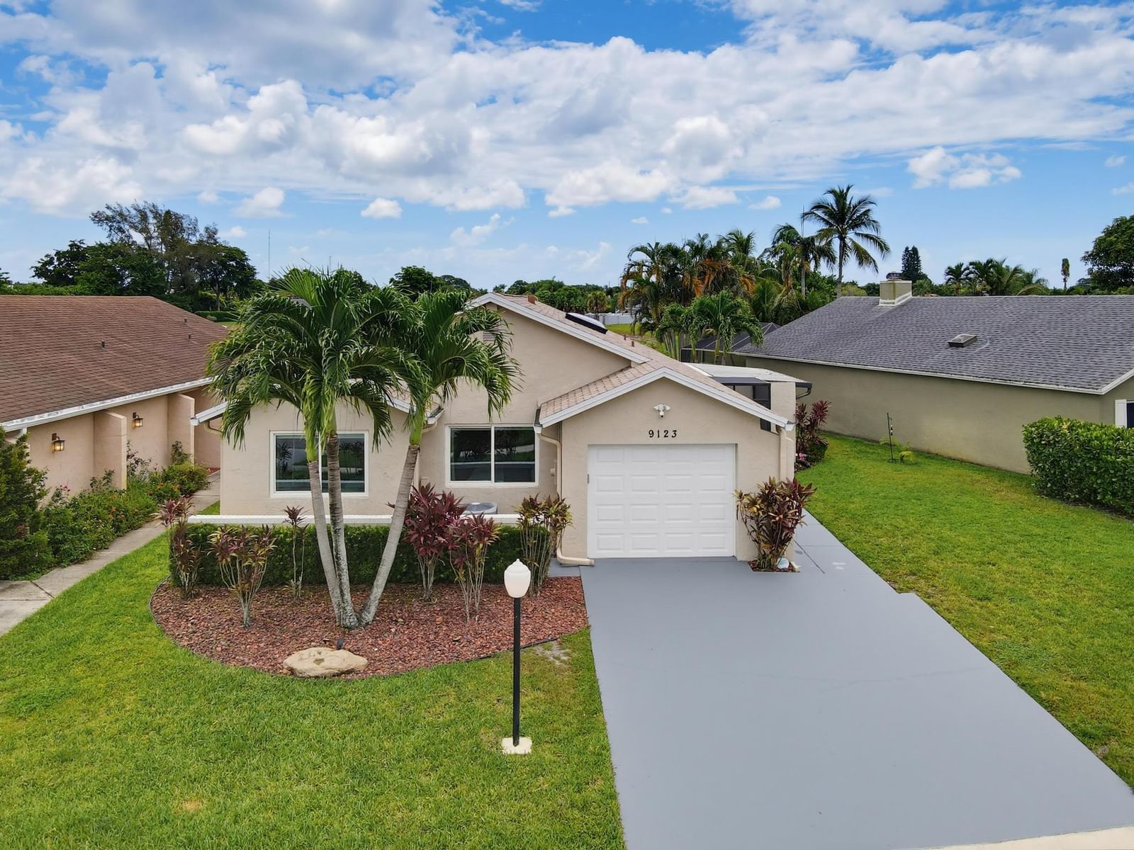 9123 PINE SPRINGS Drive, Boca Raton, FL 33428 photo 3