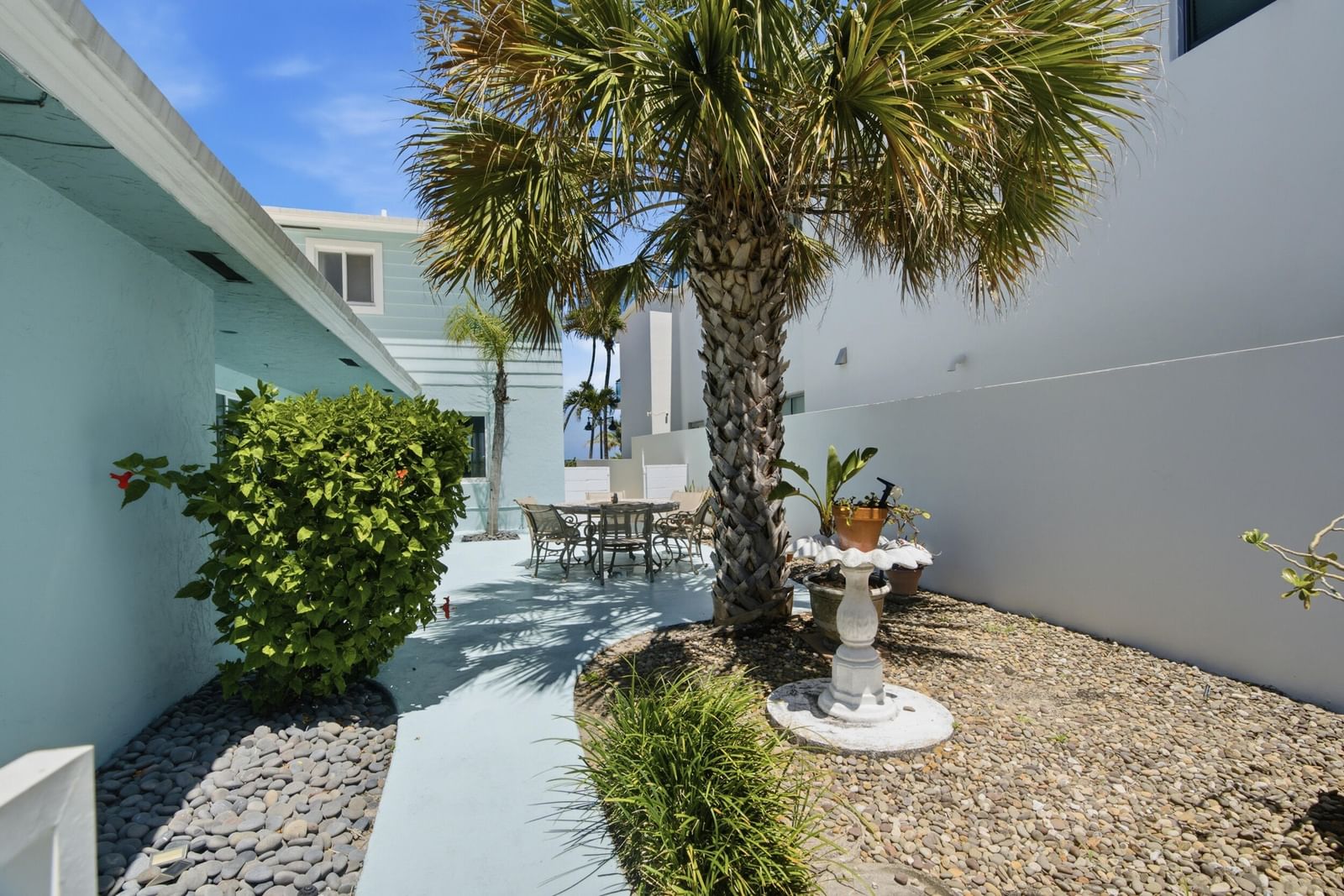 1735 N FORT LAUDERDALE BEACH Boulevard, Fort Lauderdale, FL 33305 photo 4