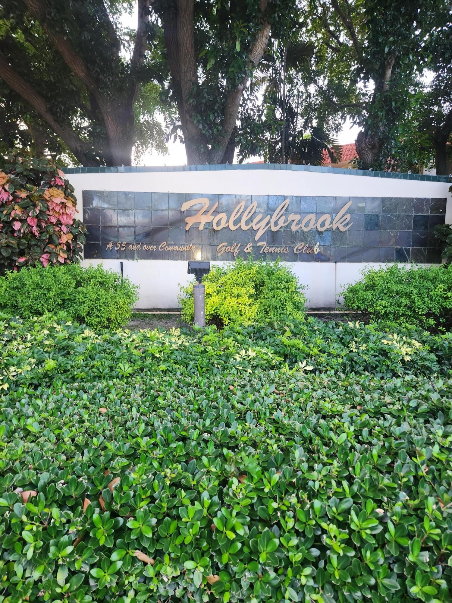811 S Hollybrook Drive S #206, Pembroke Pines, FL 33025 photo 2