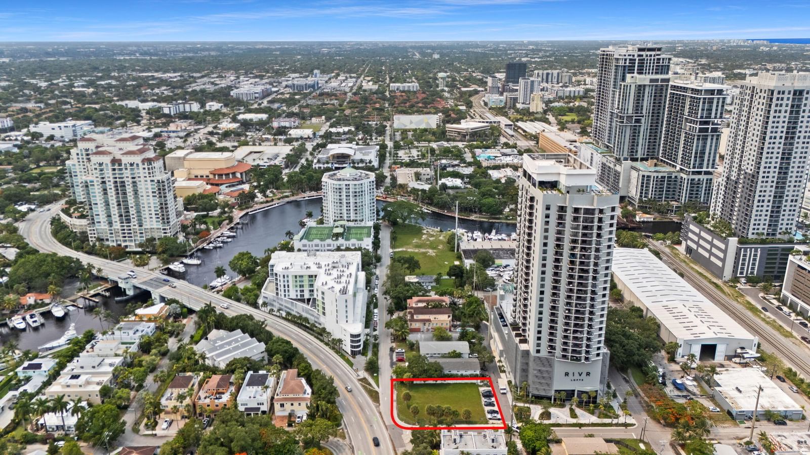 460 SW 4TH Avenue, Fort Lauderdale, FL 33315 photo 4