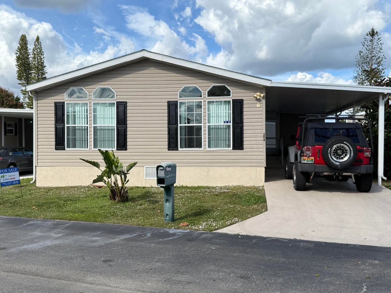294 Kingfisher Avenue, Fort Pierce, FL 34982 photo 2