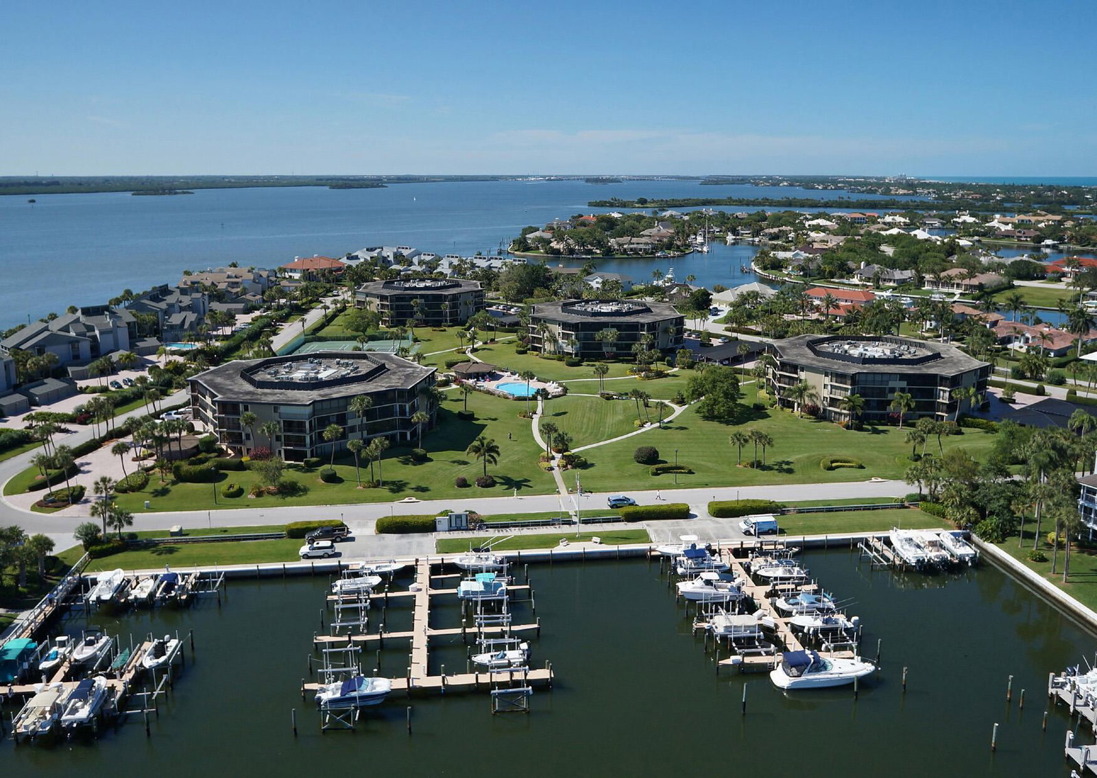 1825 Mooringline Drive #2-F, Vero Beach, FL 32963 photo 2