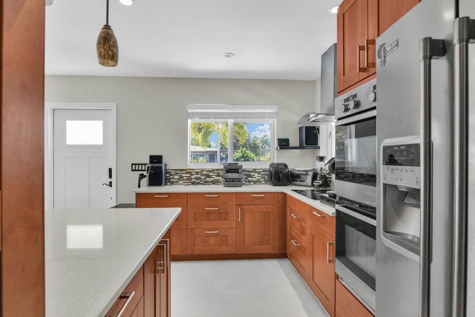 1218 SW 2ND Avenue, Pompano Beach, FL 33060 photo 4
