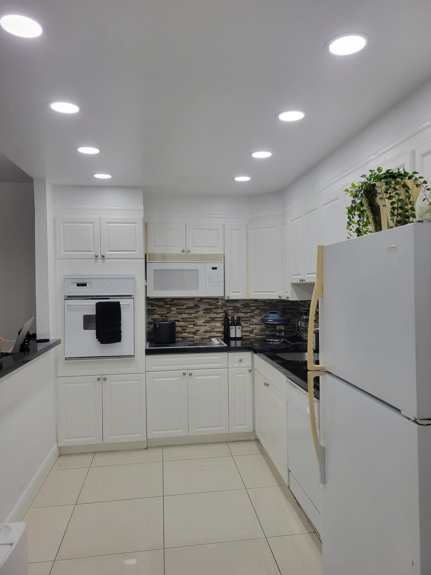 19370 COLLINS Avenue #623, Sunny Isles Beach, FL 33160 photo 2