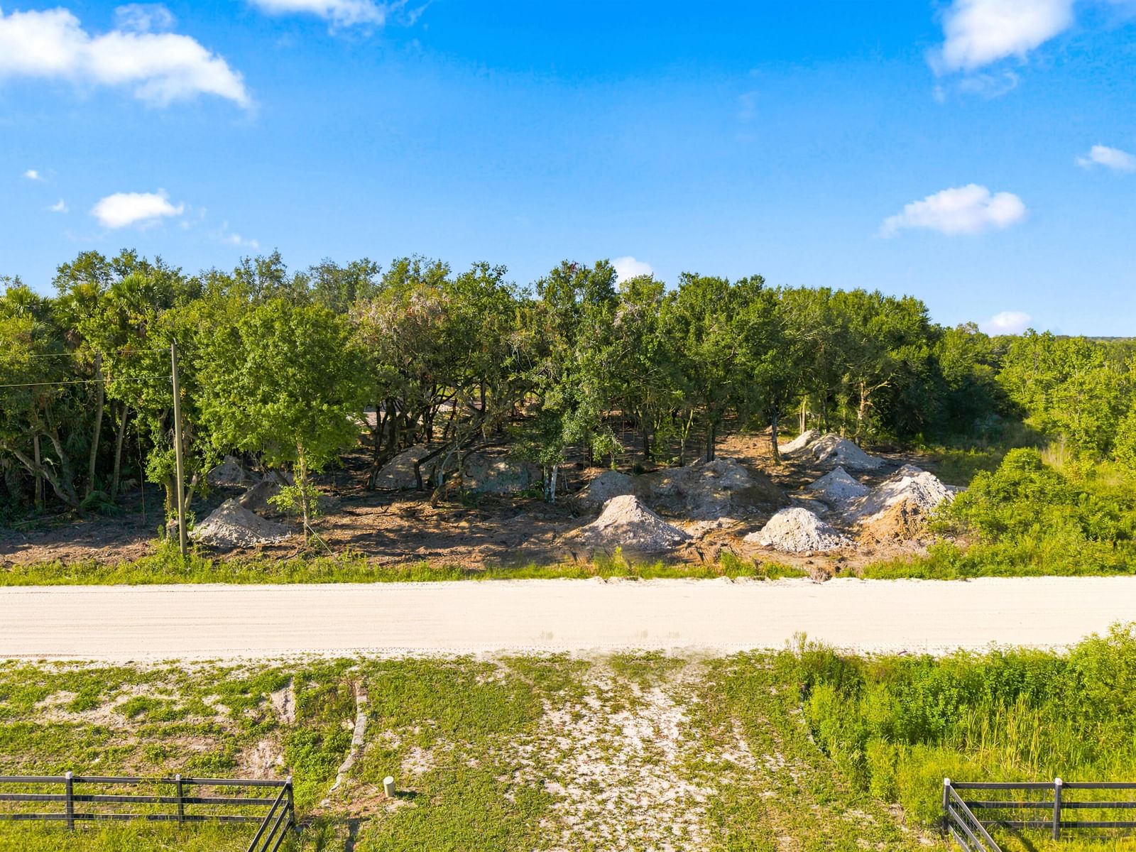 20212 NW 288TH Street, Okeechobee, FL 34972 photo 2